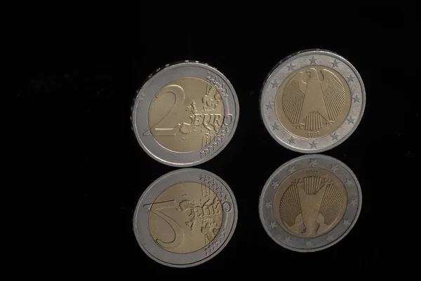 Euro Coin Reflection — Stock Photo, Image