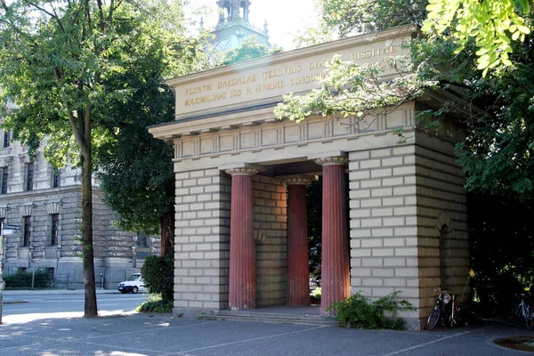 Portão Para Velho Jardim Botânico Munich — Fotografia de Stock