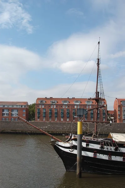 Bremen Uma Cidade Que Atravessa Rio Weser Noroeste Alemanha — Fotografia de Stock