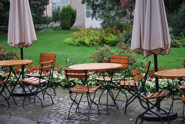 Table Avec Chaises Tables Dans Café — Photo