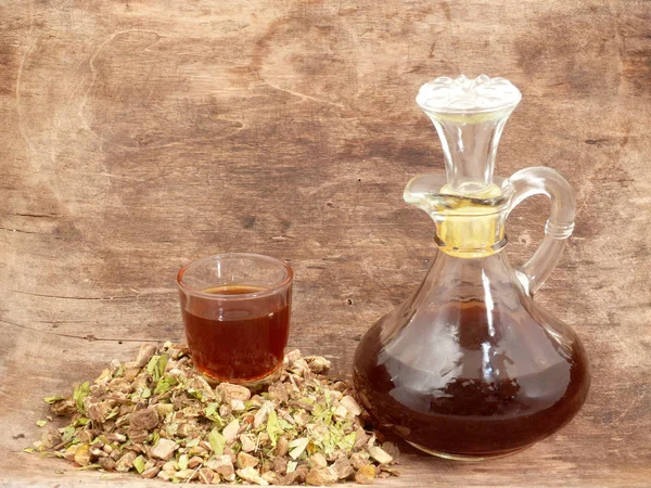 Glass Tea Fresh Mint Wooden Table — Stock Photo, Image