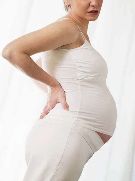 Беременная Женщина Болями Спине — стоковое фото