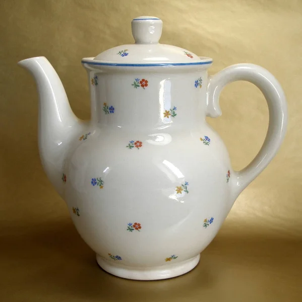 Teapot Vintage Sobre Fondo Blanco — Foto de Stock