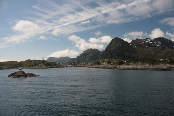 关于自然景观背景的Lofoten — 图库照片