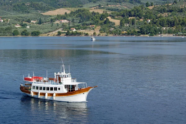 Barco Excursão Agios Konstantinos — Fotografia de Stock