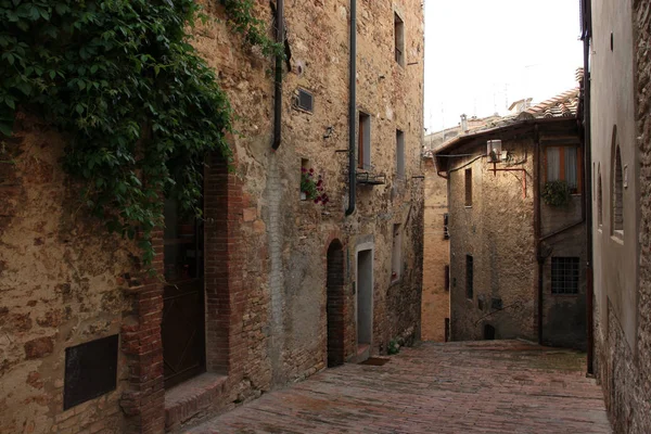 Alley Στο San Gimignano — Φωτογραφία Αρχείου