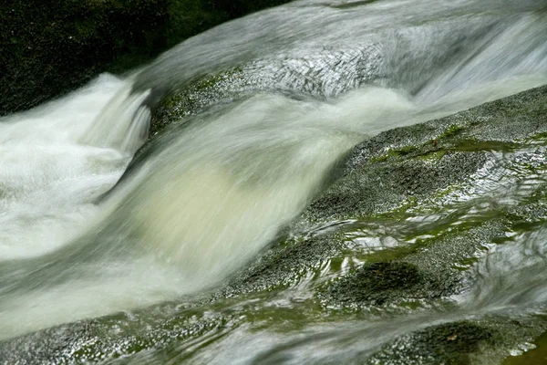 Belleza Naturaleza Caudal Del Río Cascada —  Fotos de Stock