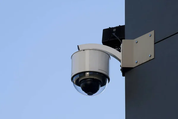 Security Camera Blue Sky Background — Stock Photo, Image