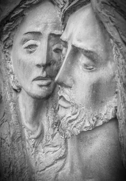 Antike Statue Der Jungfrau Maria Mit Jesus Christus — Stockfoto