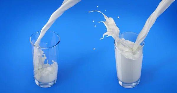ミルクを入れると つのメガネ つは低くスプラッシュとフルします 青色の背景色の上から見た クリッピング パスを含める — ストック写真