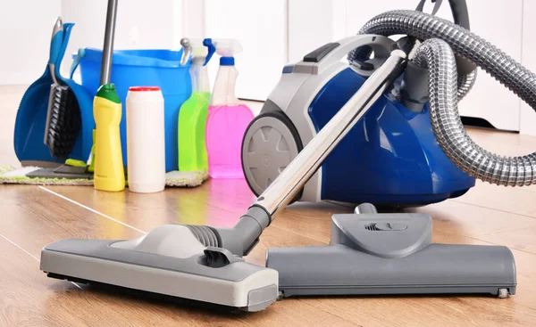Vacuum Cleaner Variety Detergent Bottles Chemical Cleaning Supplies Floor — Stock Photo, Image
