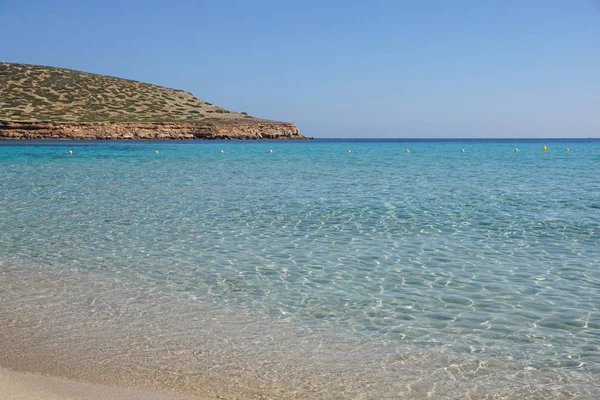 Masmavi Sulara Ibiza Adası Spanya Ile Güzel Cala Comte Kumsal — Stok fotoğraf