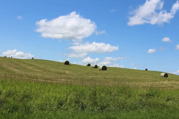 View Hay Bales Field Hill — Stock Photo, Image