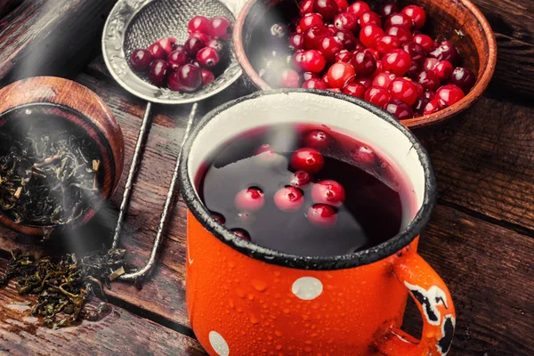 Chá Cranberry Uma Xícara Vidro Mesa Madeira Beba Com Vitamina — Fotografia de Stock