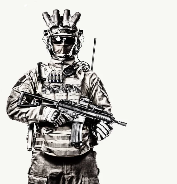 Special Operations Forces Soldaat Terrorismebestrijder Militair Huurling Masker Nachtzicht Apparaat — Stockfoto