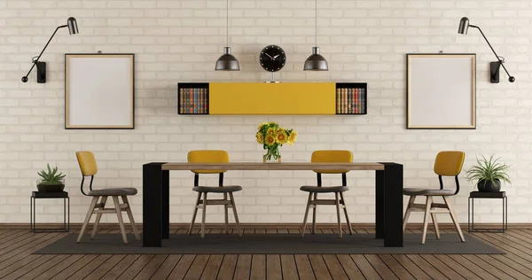 Sala Jantar Moderna Com Mobiliário Preto Amarelo Contra Parede Tijolo — Fotografia de Stock