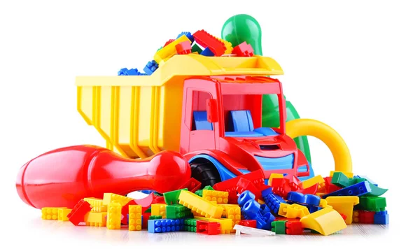 Composição Com Brinquedos Coloridos Plástico Para Crianças Isolados Branco — Fotografia de Stock