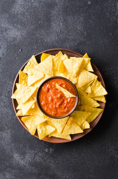 Nachos Chips Maíz Con Salsa Tomate Picante Concepto Comida Mexicana — Foto de Stock