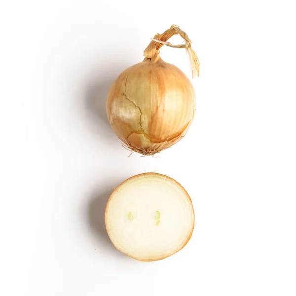 Onion Full Half Isolated White Clipping Path Top View Flat — Stock Photo, Image