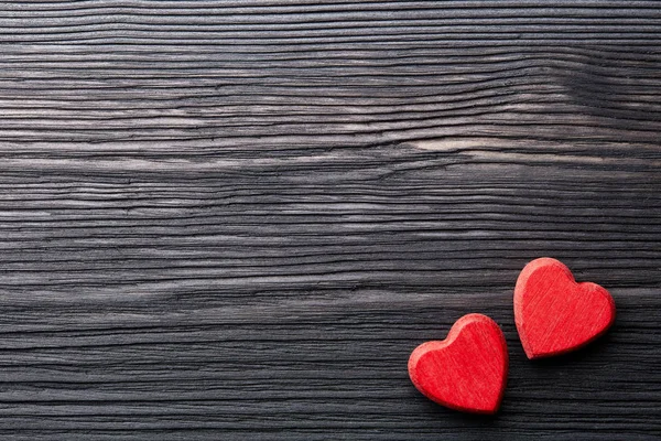 Dos Corazones Decorativos Sobre Fondo Madera Oscura Con Espacio Para — Foto de Stock