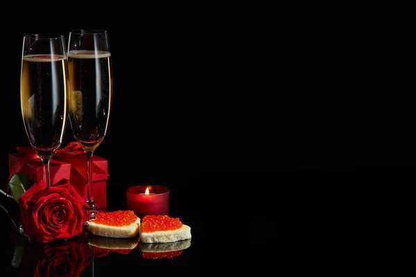 Two Wineglasses Champagne Gift Box Rose Two Canapes Red Caviar — Stock Photo, Image