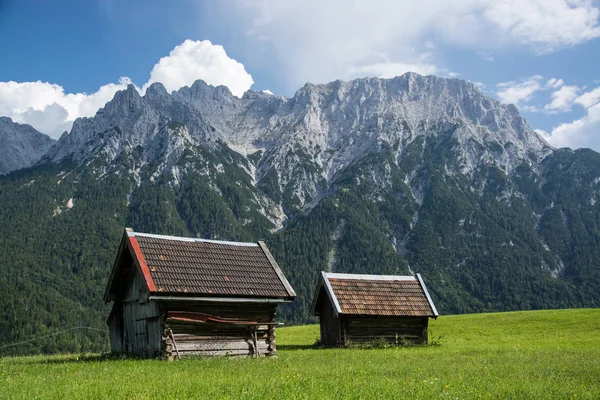 Karwendel Největší Pohoří Severních Vápencových Alp Mittenwald Město Bavorsku Německo — Stock fotografie