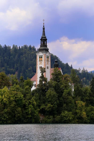 See Mit Insel Slowenien — Stockfoto