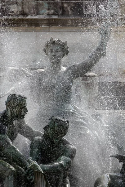 Esplanade Des Quinconces Bordeaux Daki Girondins Anıtı Nın Çeşmesi Fransa — Stok fotoğraf