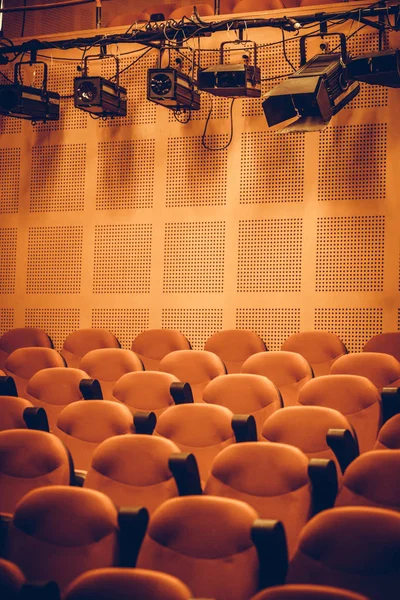 Luces Filas Asientos Una Sala Cine — Foto de Stock