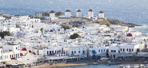 Panoramautsikt Över Staden Mykonos Hamn Med Berömda Väderkvarnar Från Ovanstående — Stockfoto