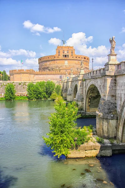 Saint Angel Castle Och Bron Över Floden Tibern Rom Italien — Stockfoto