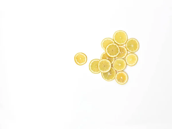 Many Fresh Lemon Slices Lie Beautifully Arranged White Background — Stock Photo, Image
