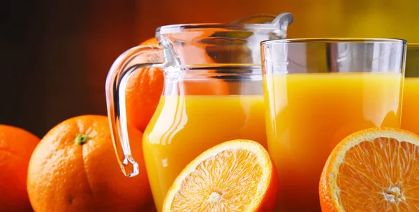 Glasses Freshly Squeezed Orange Juice Fruits — Stock Photo, Image