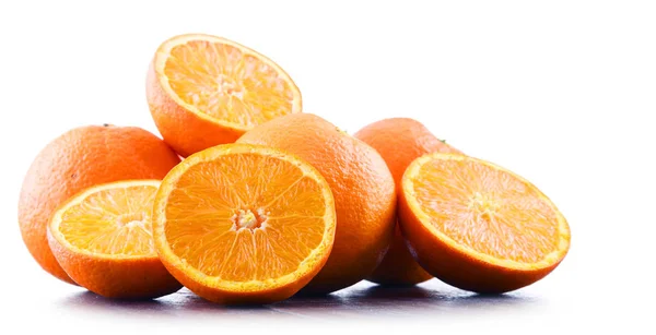 Композиція Стиглими Апельсинами Білому Тлі — стокове фото