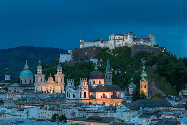 Panoramautsikt Över Salzburg Österrike Natten — Stockfoto