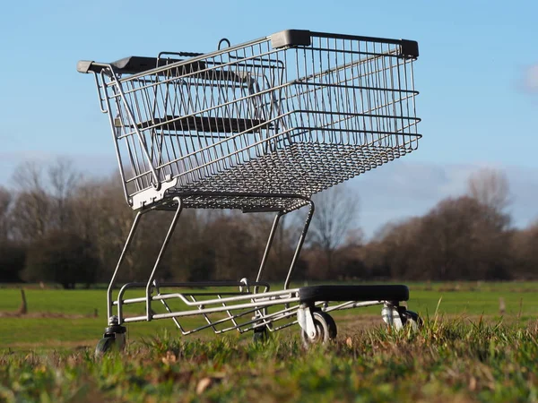 Shopping Cart Trolley Grass — Stock Photo, Image