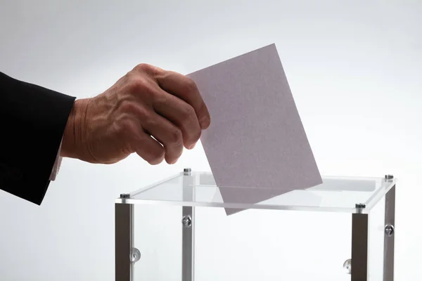 Närbild Businessman Hand Infoga Omröstning Ett Glas Låda — Stockfoto