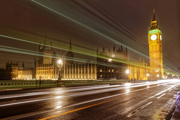 Lange Belichtung Der Westminster Brücke Mit Big Ben Und Houses — Stockfoto