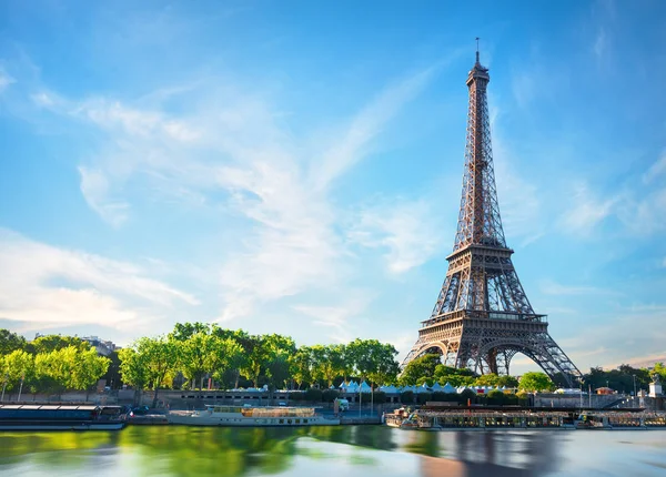 Сена Парижі Ейфелевою Вежею Час Сходу Сонця — стокове фото