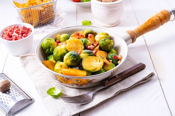 Brotes Bruselas Asados Con Miel Sésamo Del Horno — Foto de Stock