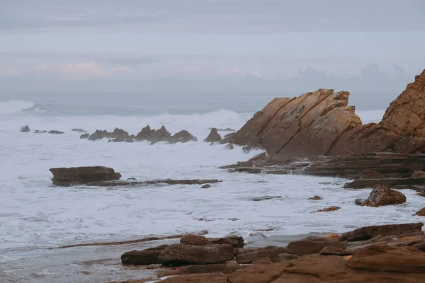 Stânci Mare Coastă Bilbao Spaniol — Fotografie, imagine de stoc