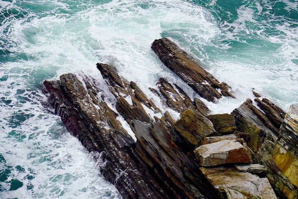 해안에 바위들 빌바오 스페인 — 스톡 사진