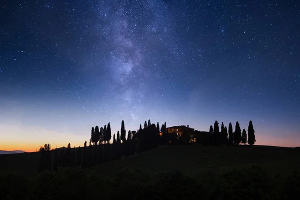 Toscane Onder Een Sterrenhemel Een Mooie Melkweg — Stockfoto