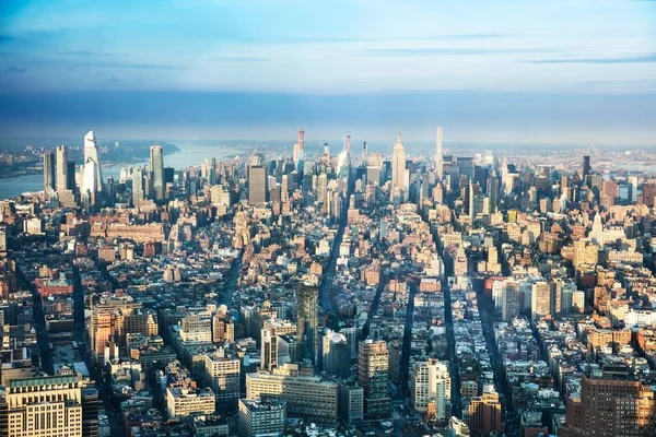 Flygfoto Över New Yorks Skyline Med Urban Skyskrapor — Stockfoto