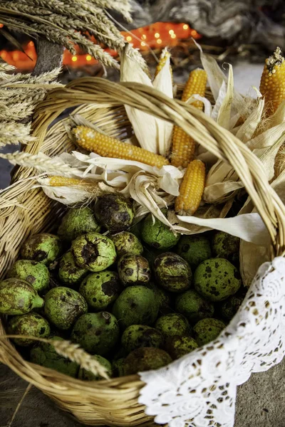 Maíz Calabazas Una Cesta Tradicional Detalle Vegetal Comida Saludable — Foto de Stock