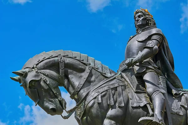 Статуя Короля Маттиаса Корвина Клуж Напока Румыния — стоковое фото