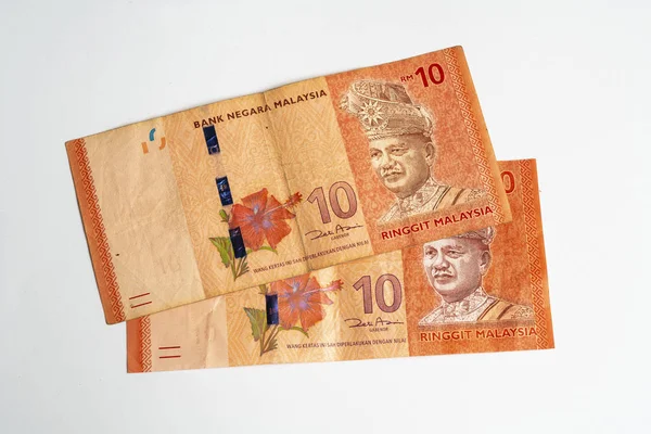 Zwei Malaysische Ringgit Banknoten Auf Weißer Oberfläche — Stockfoto