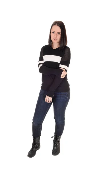 Eine Schöne Junge Frau Steht Auf Weißem Hintergrund Jeans Und — Stockfoto