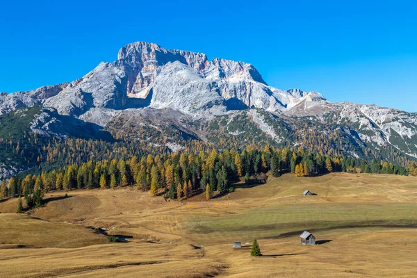 Vista Sobre Prato Piazza Mount Croda Rossa Dolomites Tirol Sul — Fotografia de Stock