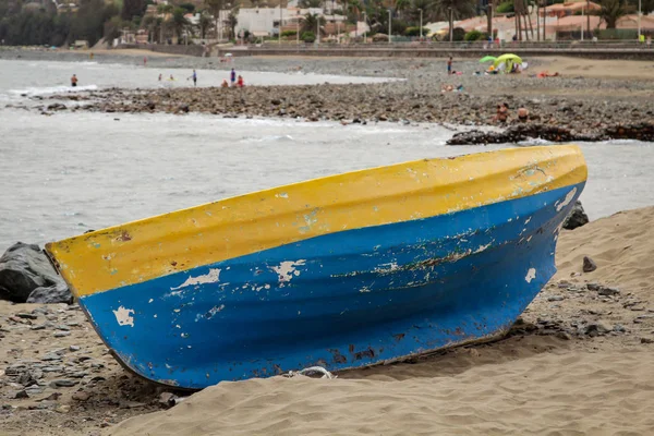 Vieux Bateaux Sur Rivage — Photo